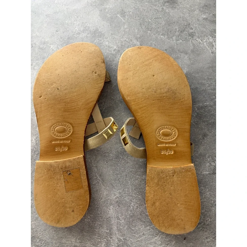 Cocobelle Womens Gold Studded T-Strap Leather Flat Sandals Made in Italy Tan 8.5